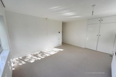 69 Pipers Hill Rd Kettering-02.jpg