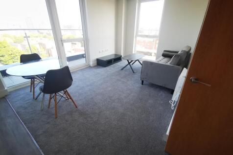 2 Bedroom Flat in M3 6GN