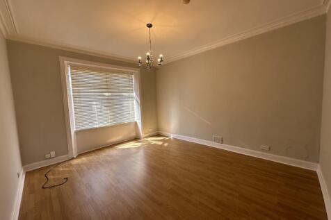 Dundonald Road, Troon, Ayrshire, KA10 photo 4