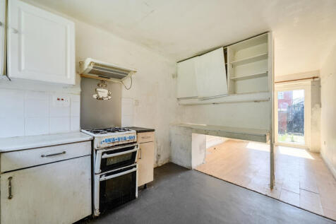 1469876-3-6a182e3...