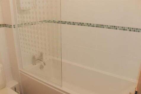 Bathroom USE.jpg
