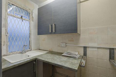 54 Pullman Court, Streatham Hill, Streatham, London SW2 4ST