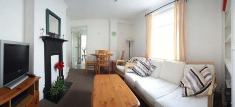 Lounge 1