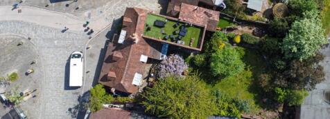 The Old House, Hamble ¿ Four Bedroom Grade II L