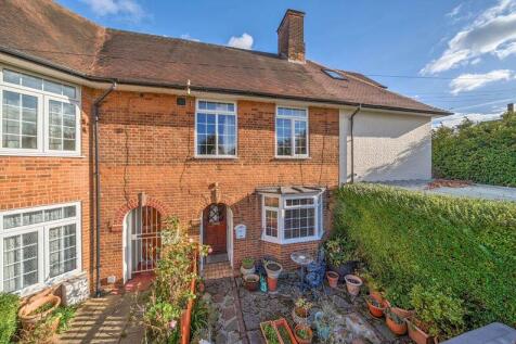 London, SE9 - property photo