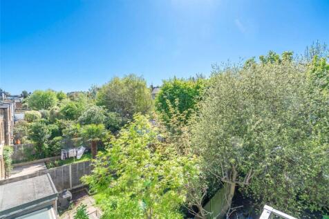 Roof Terrace Views B