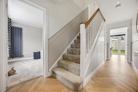 10-9_LIMEKILNS_DRIVE_KIRKINTILLOCH_010.jpg