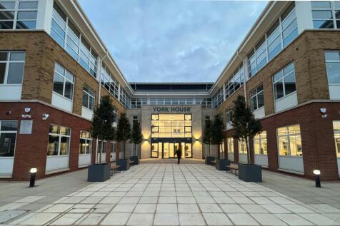 YH external courtyard.jpg