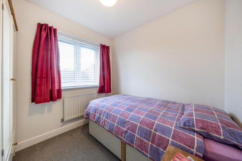 1355222-5-68caf9b...