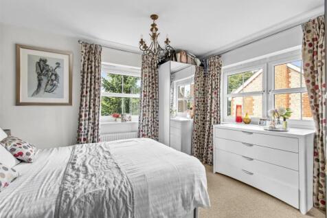 7 Turners Field, HP13 5YZ-1.jpg