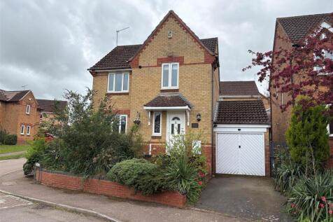 1 Poplar Close - Front.jpg