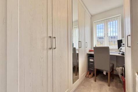 Bedroom 3 - Study.jpeg