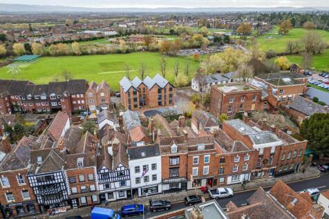Flats A, B, C 18 Church Street, Tewkesbury, GL20 5