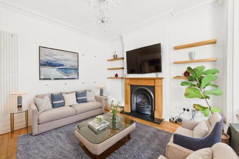 Lounge (Virtually Furnished)
