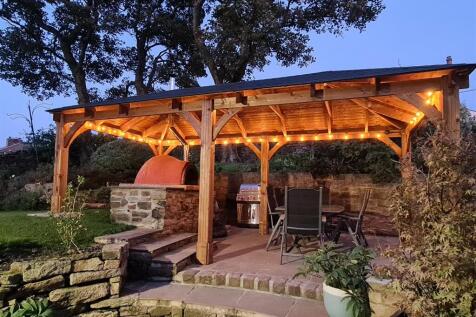 Seating Area - Night