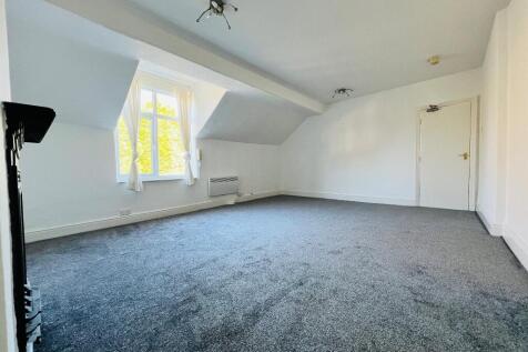Marsland Road, Sale, M33 photo 4