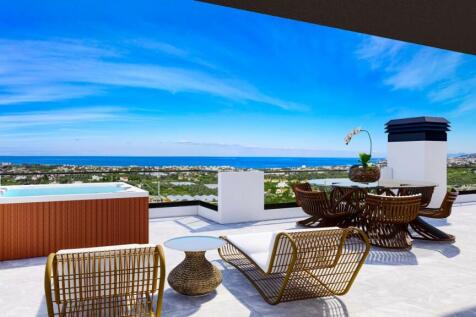 Luxury 4+1 Villa with stunning Roof Terrace &amp; Bar Image 9999