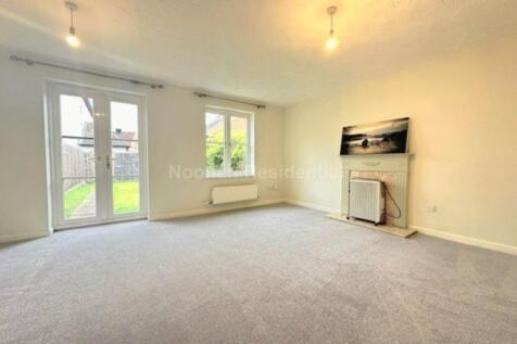 Monkfield Lane, Great Cambourne photo 4