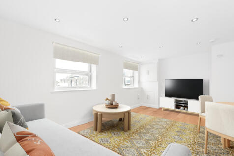 London, SE22 - property photo