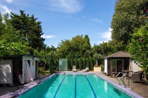 Property Image 9