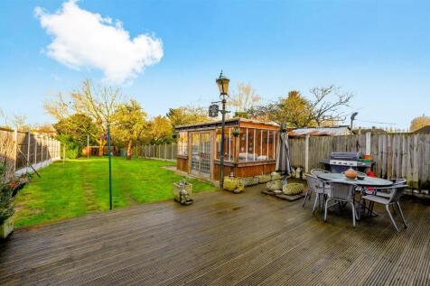 14 Lodge Lane - Z8N6b8tpERkhTzkSsXG9.jpg