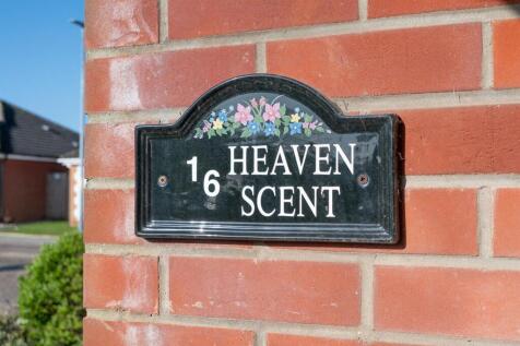 16LancasterRose,Mundesley-1.jpg