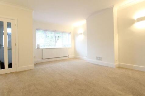Ormerod Court, Haywards Heath, RH16 photo 4