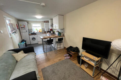 Wyeverne Road Cardiff photo 5
