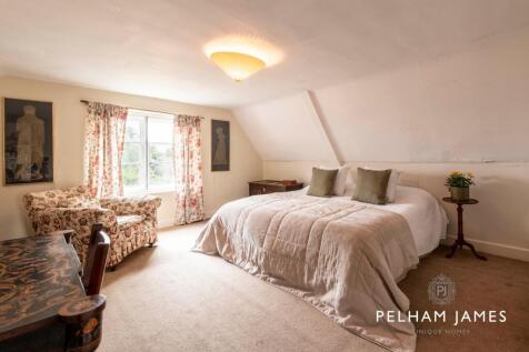Bedroom Six, The Manor House, Market Overton