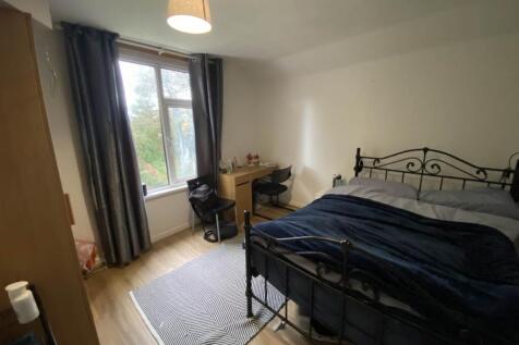 Colum Road, Cathays, Cardiff photo 3