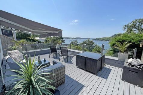 Wolseley Road 850 - Decking for Front....jpg