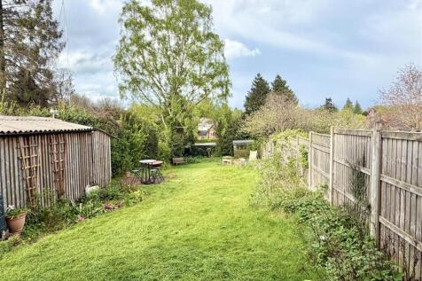 32 Grangefields Rd-7.jpg