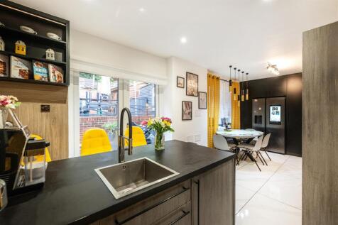 Kitchen (2)
