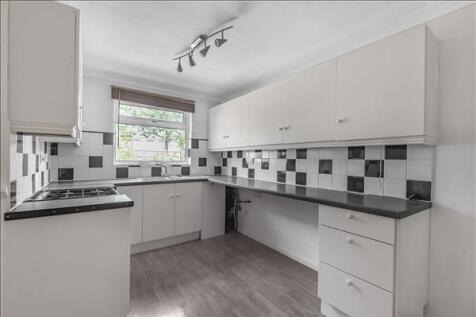 Gainsborough Court,ANDOVER TOWN photo 3