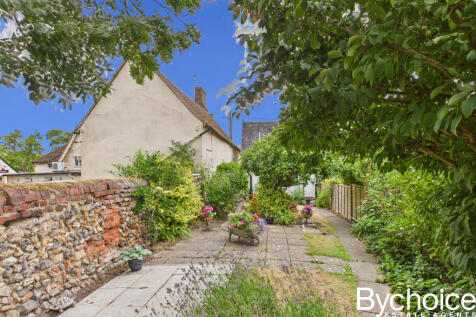 CAM05454G0-PR0035-STILL018