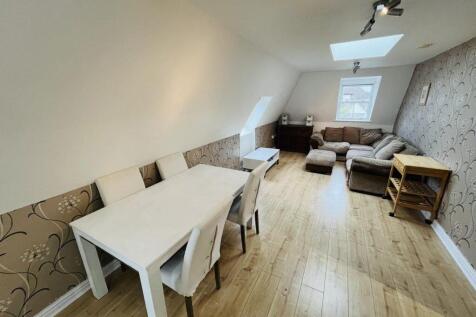 Aurora House, Bath Road, Thatcham photo 4