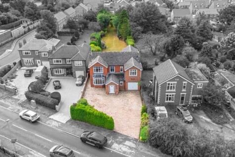 Generous South-Facing rear garden