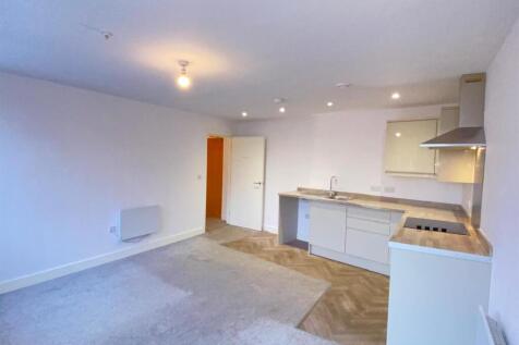 KITCHEN - LIVING (2).jpeg