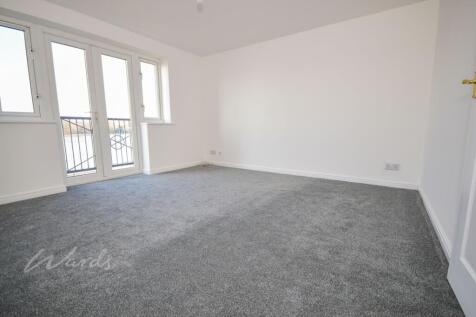 Applecross Close Rochester ME1 photo 3