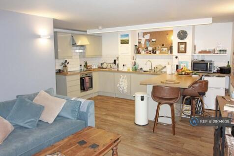 Living/Kitchen/Dining