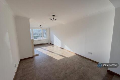 Middlesex Drive, Milton Keynes, MK3 photo 4