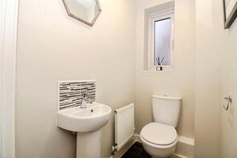 Cloakroom/Wc