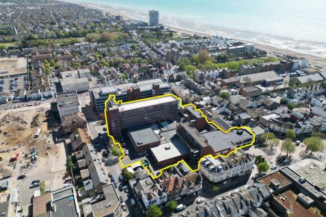 The Guildbourne Centre, Worthing BN11 1LZ