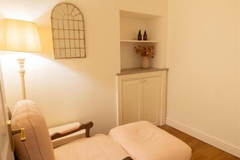 Healthcare Facility for sale Image 4