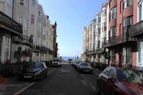 2, 11 Charlotte Street (34).JPG