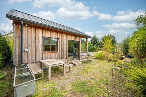 Office / Work Studio