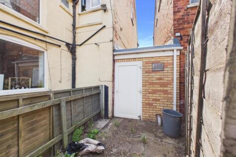 Rear Courtyard