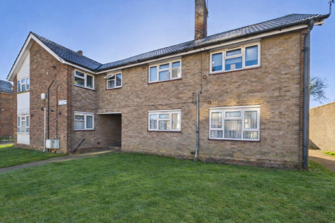 Chertsey Crescent