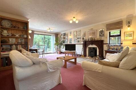 Triple-Aspect Living Room 227