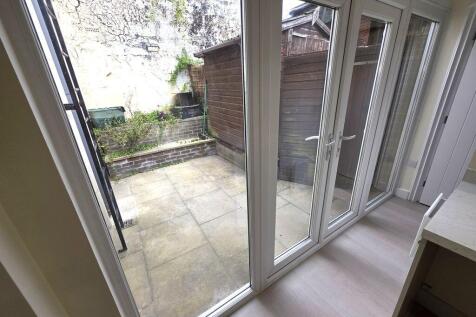 Charlton Road, Kingswood, Bristol photo 5